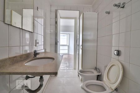 Apartamento à venda com 48m², 1 quarto e sem vaga Apartamento à venda com 48m², 1 quarto e sem vagaBanheiro do Quarto 1