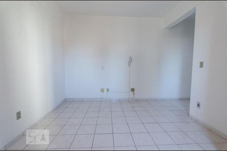 Studio para alugar com 40m², 1 quarto e sem vaga Studio para alugar com 40m², 1 quarto e sem vagaSala/quarto