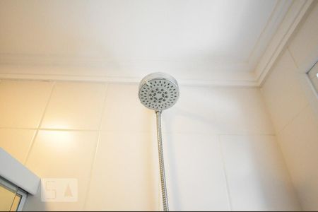 Apartamento para alugar com 60m², 2 quartos e 2 vagasdetalhe do banheiro suíte  