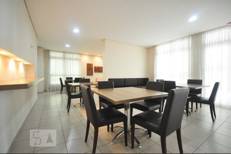 Apartamento para alugar com 60m², 2 quartos e 2 vagassalão de festa