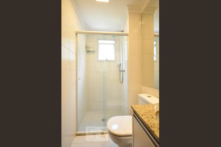 Apartamento para alugar com 60m², 2 quartos e 2 vagasdetalhe do banheiro