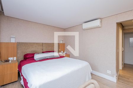 Casa de condomínio à venda com 399m², 4 quartos e 5 vagasSuíte 1