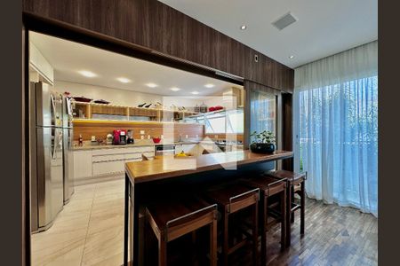 Casa de condomínio à venda com 399m², 4 quartos e 5 vagasCozinha