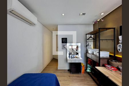 Casa de condomínio à venda com 399m², 4 quartos e 5 vagasSuíte 4