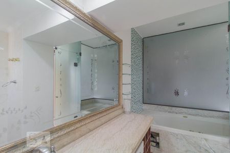 Banheiro Suite de apartamento para alugar com 4 quartos, 300m² em Mooca, São Paulo