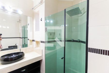 Apartamento à venda com 490m², 4 quartos e 3 vagas Apartamento à venda com 490m², 4 quartos e 3 vagasBanheiro Social