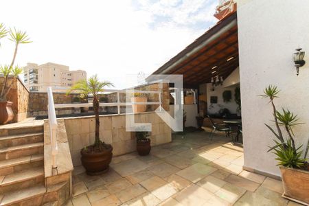 Apartamento à venda com 490m², 4 quartos e 3 vagas Apartamento à venda com 490m², 4 quartos e 3 vagasCobertura Área Externa