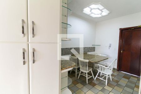 Apartamento à venda com 490m², 4 quartos e 3 vagas Apartamento à venda com 490m², 4 quartos e 3 vagasCozinha