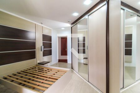 Apartamento à venda com 490m², 4 quartos e 3 vagas Apartamento à venda com 490m², 4 quartos e 3 vagasSuíte