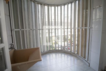 Apartamento para alugar com 108m², 3 quartos e 1 vaga Apartamento para alugar com 108m², 3 quartos e 1 vagaÁrea de serviço