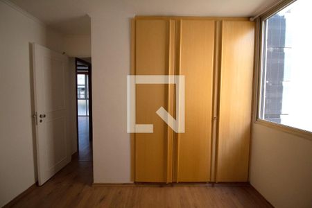 Apartamento para alugar com 108m², 3 quartos e 1 vaga Apartamento para alugar com 108m², 3 quartos e 1 vagaQuarto 2