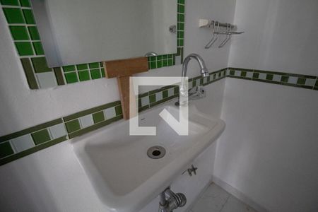 Apartamento para alugar com 108m², 3 quartos e 1 vaga Apartamento para alugar com 108m², 3 quartos e 1 vagaBanheiro de serviço