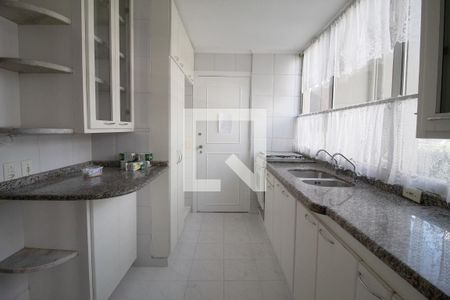 Apartamento para alugar com 108m², 3 quartos e 1 vaga Apartamento para alugar com 108m², 3 quartos e 1 vagaCozinha