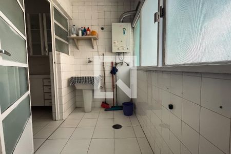 Apartamento à venda com 95m², 3 quartos e sem vagaÁrea de Serviço