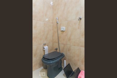 Banheiro de apartamento para alugar com 2 quartos, 65m² em Bela Vista, São Paulo