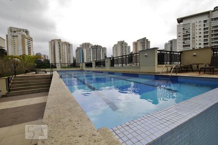 Apartamento para alugar com 70m², 2 quartos e 2 vagasPiscina
