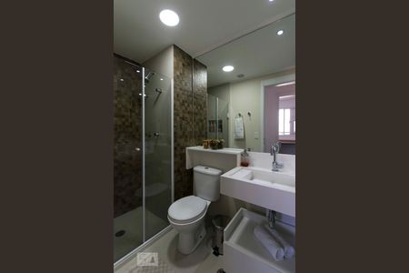 Banheiro social de apartamento à venda com 2 quartos, 68m² em Ipiranga, São Paulo