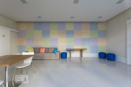 Apartamento à venda com 68m², 2 quartos e 1 vagaÁrea comum - Salão de festas infantil