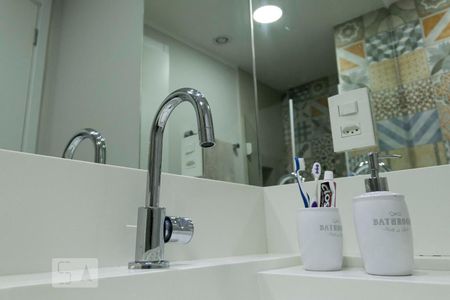 Apartamento à venda com 68m², 2 quartos e 1 vagaQuarto 3 - Suíte/ Banheiro (Torneira)