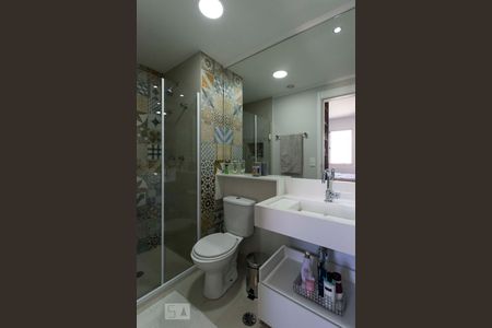 Apartamento à venda com 68m², 2 quartos e 1 vagaQuarto 2 - Suíte/ Banheiro