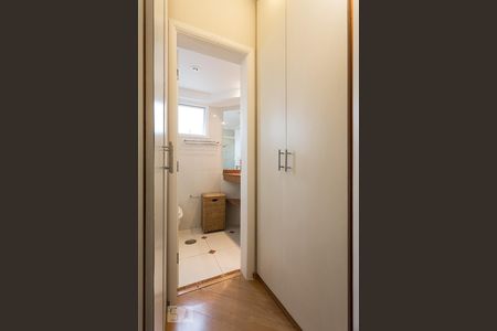 Apartamento para alugar com 167m², 4 quartos e 2 vagas Apartamento para alugar com 167m², 4 quartos e 2 vagasSuíte 3