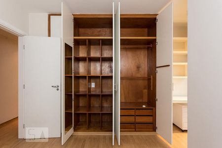 Apartamento para alugar com 167m², 4 quartos e 2 vagas Apartamento para alugar com 167m², 4 quartos e 2 vagasSuíte 1