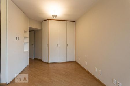 Apartamento para alugar com 167m², 4 quartos e 2 vagas Apartamento para alugar com 167m², 4 quartos e 2 vagasSuíte 3