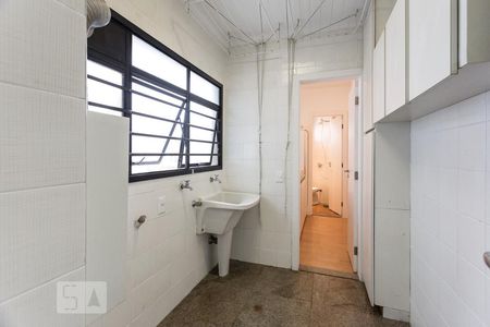 Apartamento para alugar com 167m², 4 quartos e 2 vagas Apartamento para alugar com 167m², 4 quartos e 2 vagasÁrea de serviço