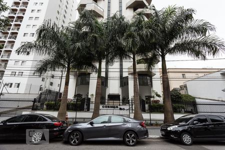 Apartamento para alugar com 167m², 4 quartos e 2 vagas Apartamento para alugar com 167m², 4 quartos e 2 vagasFachada