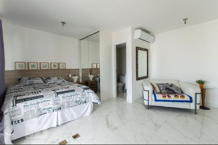 Quarto / Sala de kitnet/studio para alugar com 1 quarto, 48m² em Vila Gertrudes, São Paulo