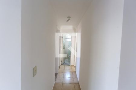 corredor de apartamento para alugar com 3 quartos, 68m² em Vila Morse, São Paulo