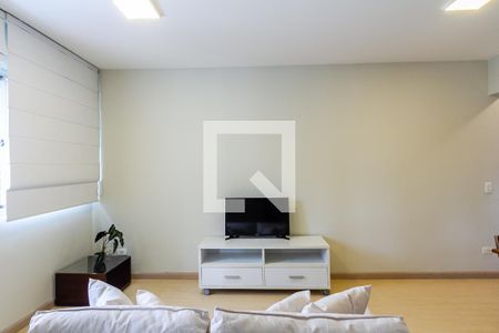 Sala/Quarto de kitnet/studio à venda com 1 quarto, 47m² em Indianópolis, São Paulo