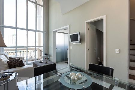 Sala de apartamento para alugar com 1 quarto, 50m² em Campo Belo, São Paulo