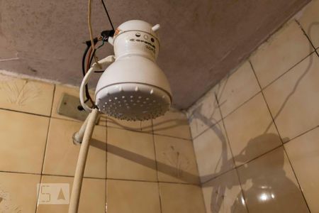 Banheiro (Chuveiro) de kitnet/studio para alugar com 1 quarto, 33m² em Campos Elíseos, São Paulo