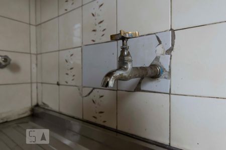 Cozinha (Torneira) de kitnet/studio para alugar com 1 quarto, 33m² em Campos Elíseos, São Paulo