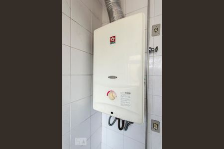 Área de serviço de apartamento para alugar com 2 quartos, 70m² em Vila Ipojuca, São Paulo