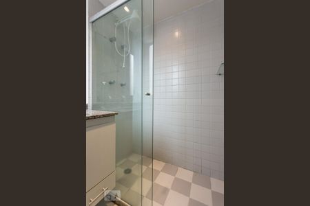 Apartamento para alugar com 50m², 1 quarto e 1 vaga Apartamento para alugar com 50m², 1 quarto e 1 vagaBanheiro da suíte