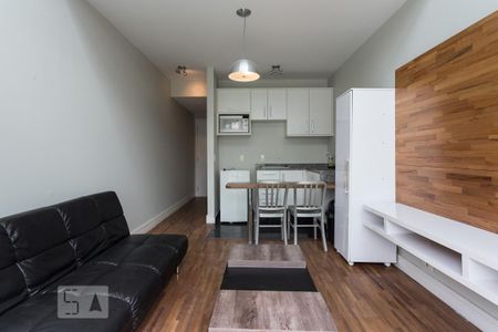 Sala de apartamento para alugar com 1 quarto, 50m² em Indianópolis, São Paulo