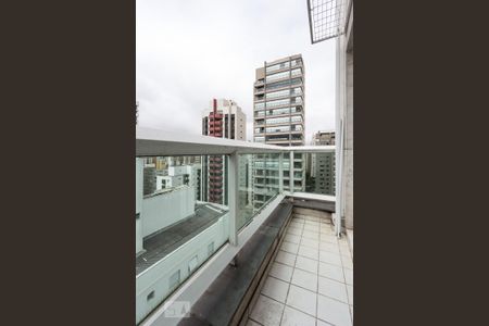 Varanda de apartamento para alugar com 1 quarto, 50m² em Indianópolis, São Paulo