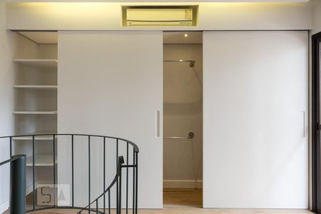 Apartamento para alugar com 100m², 1 quarto e 1 vagaSuíte