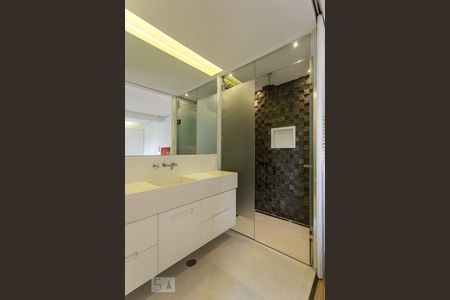 Apartamento para alugar com 100m², 1 quarto e 1 vagaBanheiro da suíte