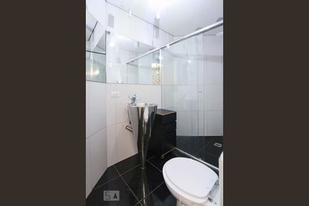 Banheiro de kitnet/studio à venda com 1 quarto, 40m² em Consolação, São Paulo