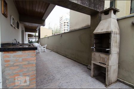 Apartamento à venda com 45m², 1 quarto e 1 vagaDependências do prédio - churrasqueira