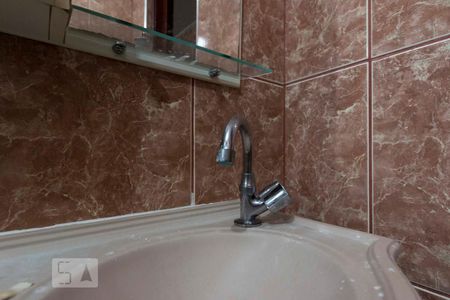 Banheiro (Torneira) de apartamento à venda com 2 quartos, 60m² em Vila Guarani (z Sul), São Paulo