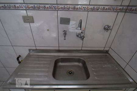 Pia de apartamento para alugar com 1 quarto, 60m² em Consolação, São Paulo