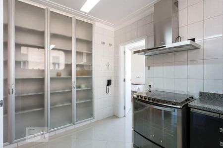 Apartamento à venda com 173m², 2 quartos e 2 vagas Apartamento à venda com 173m², 2 quartos e 2 vagasCozinha