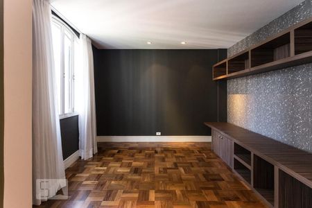 Sala de TV de apartamento à venda com 2 quartos, 173m² em Itaim Bibi, São Paulo