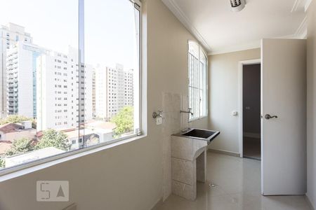 Apartamento à venda com 173m², 2 quartos e 2 vagas Apartamento à venda com 173m², 2 quartos e 2 vagasÁrea de serviço
