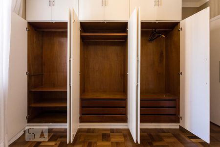 Apartamento à venda com 173m², 2 quartos e 2 vagas Apartamento à venda com 173m², 2 quartos e 2 vagasQuarto