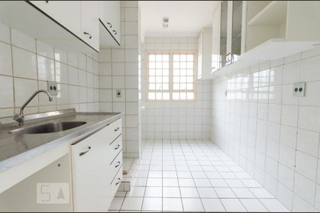 Apartamento para alugar com 95m², 3 quartos e 2 vagas Apartamento para alugar com 95m², 3 quartos e 2 vagasCozinha